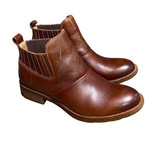 Sofft Bellis III Whisky-Brown Leather Bootie Size 7.5
